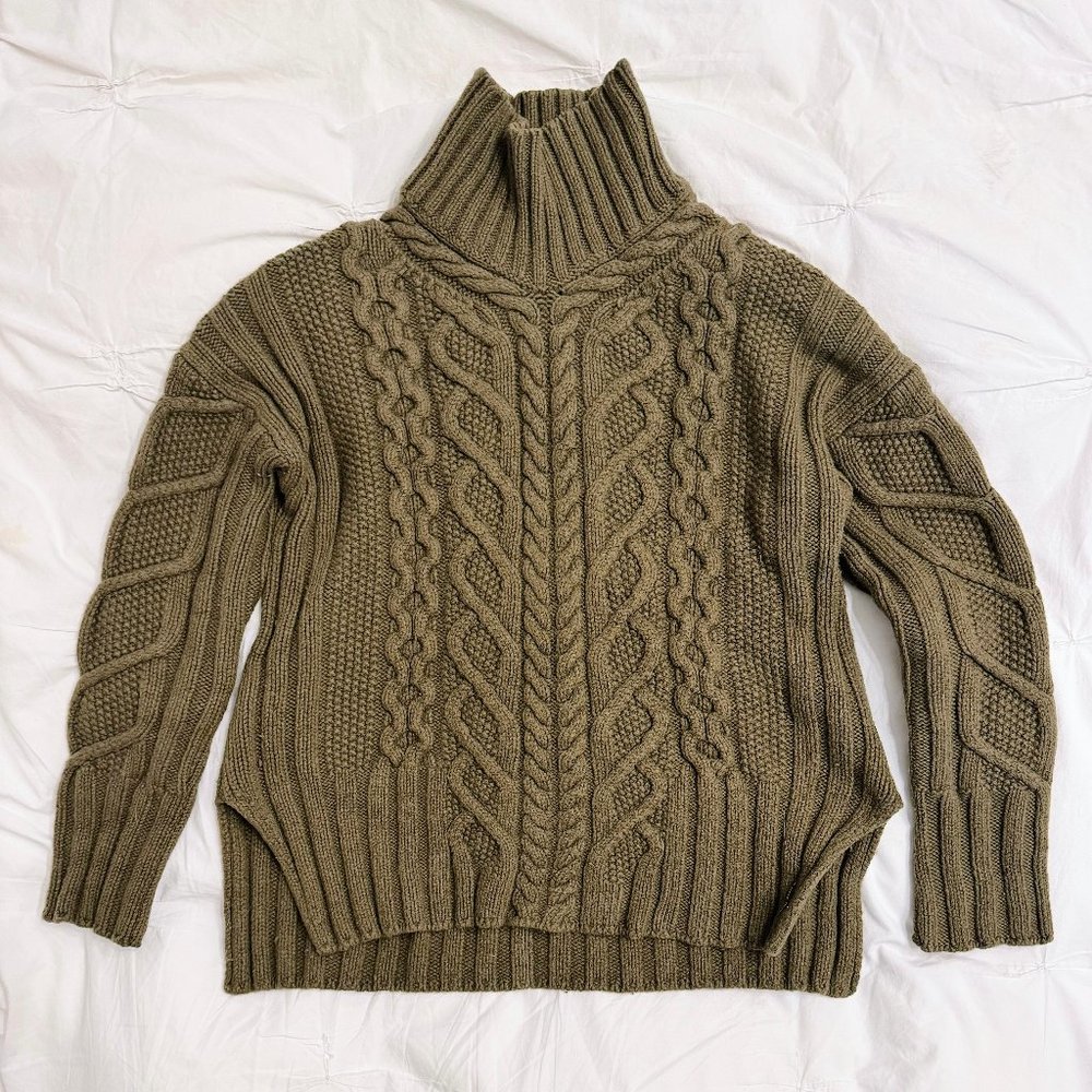 Dark Olive Green Everlane Cable Knit Wool Sweater (Size S)